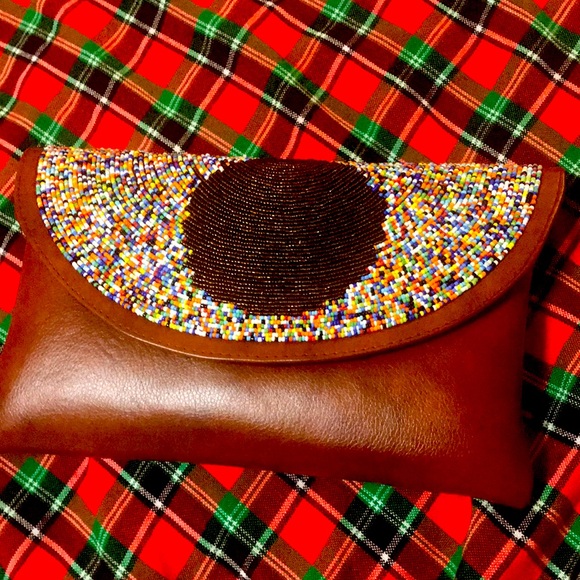 Hand made leather and bead clutch bag - Picture 1 of 2